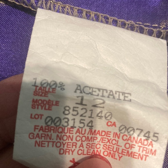 JS Signature Blouse - Picture 7 of 8